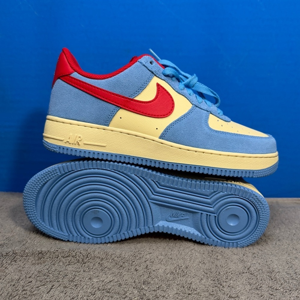 Nike Air force 1 doraemon
Brand new
